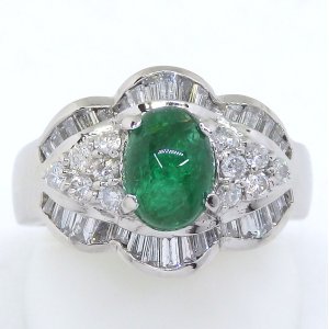 Pt900 プラチナ　天然　エメラルド　1.30ct　　ダイヤモンド　1.00ct 　指輪　鑑別書付　中古　美品　新品仕上済　ダイヤ　リング　レディース　ジュエリー　リング　エメラルド　高級　5月誕生石　質屋