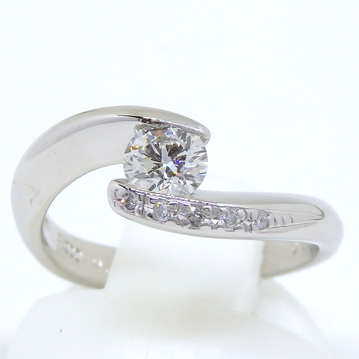 画像2: Pt900 プラチナ ダイヤモンド 0.333ct 0.03ct 指輪　中古　美品　新品仕上済　レディース　ジュエリー　ダイヤ　リング　質屋　4月誕生石