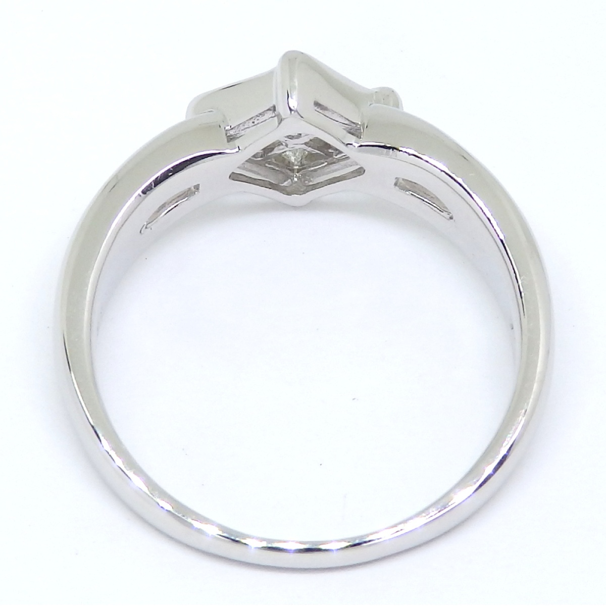 画像4: Pt900 プラチナ ダイヤモンド 0.30ct 指輪　美品　新品仕上済 　ミステリーセッティング 中古　レディース　ジュエリー　ダイヤ　リング　＃12　4月誕生石　質屋