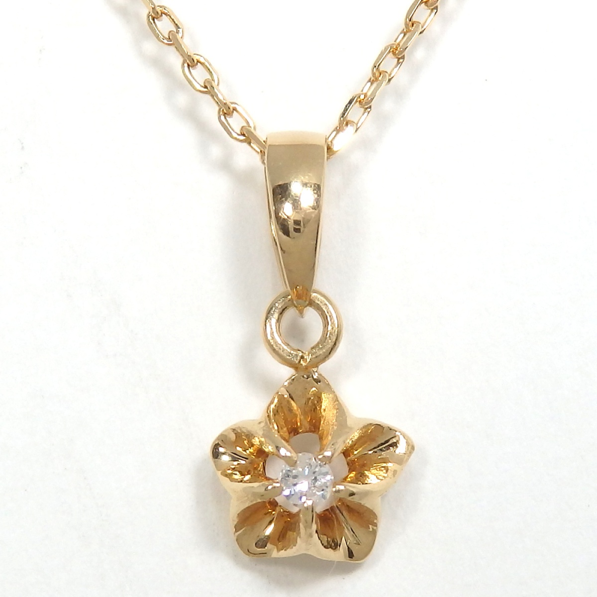 画像1: K18 ゴールド　ダイヤモンド ペンダント付ネックレス　中古　美品　レディース　ジュエリー　ダイヤ　質屋
