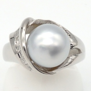 Pt900 プラチナ　グレー真珠　約10ミリ　ダイヤモンド　0.03ct　指輪　中古　新品仕上済　美品　レディース　ダイヤ　リング　パール　真珠　ジュエリー　アクセサリー　質屋　6月誕生石
