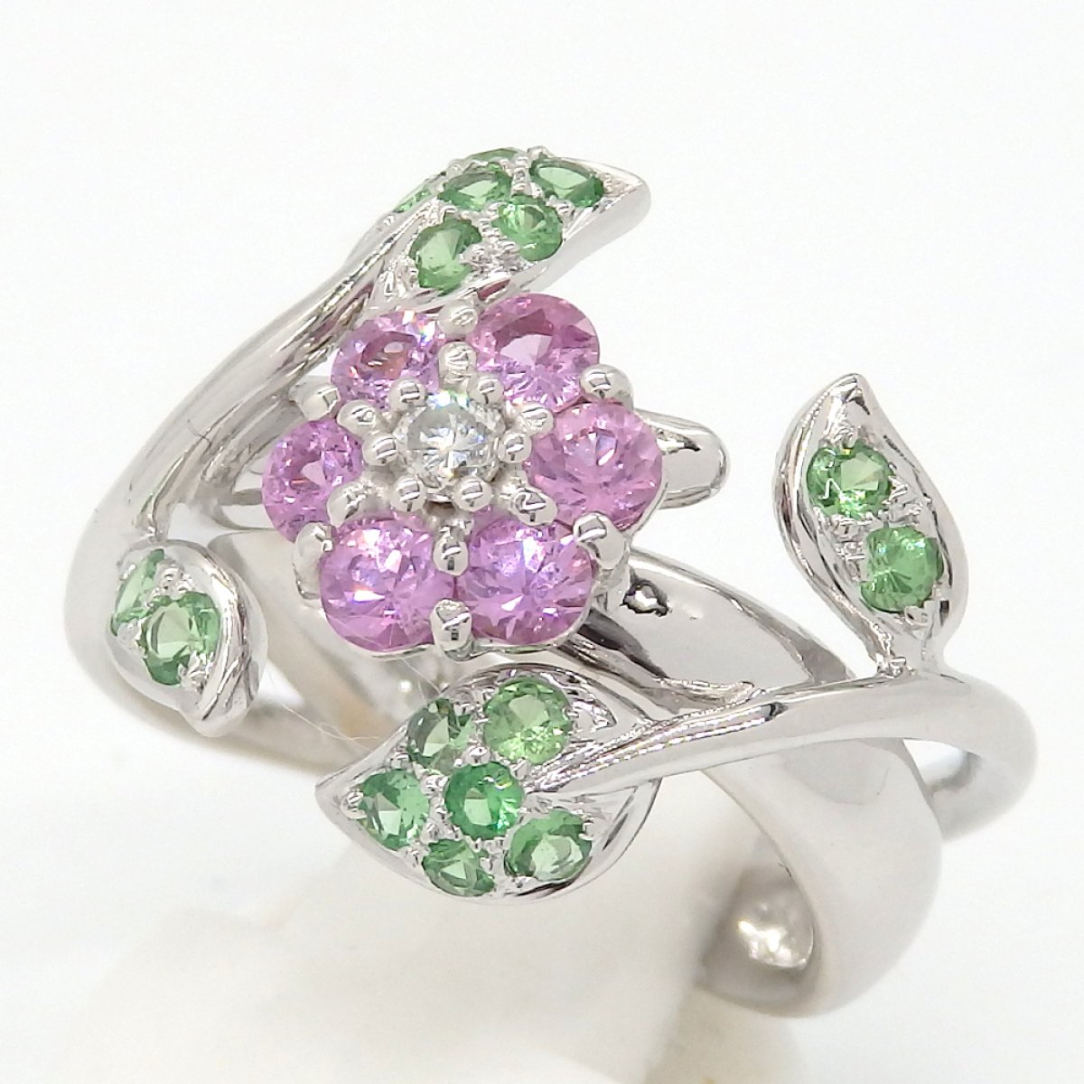 画像3: 750 K18WG ホワイトゴールド  ピンクサファイア 0.79ct  ダイヤ 0.08ct　トルマリン 0.45ct　指輪　中古　美品　ジュエリー　レディース　ダイヤ　リング　フラワー　花　ピンク　質屋