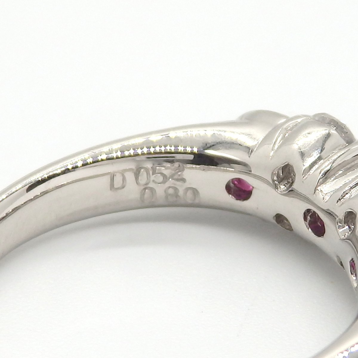 画像5: Pt900 プラチナ ルビー 0.80ct　ダイヤモンド 0.52ct 　指輪　中古　美品　ジュエリー レディース　アクセサリー　一文字 ダイヤ　鑑別書付　リング　7月誕生石　 質屋