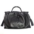 画像1: 【LOEWE】 ロエベ　ナッパレザー　アナグラム　バッグ　黒　レザー　フリンジ　巾着　中古　ブラック　レディース 　ハンドバッグ　柔らかい　レザー　ワンハンドル　ブラック　美品　質屋 (1)