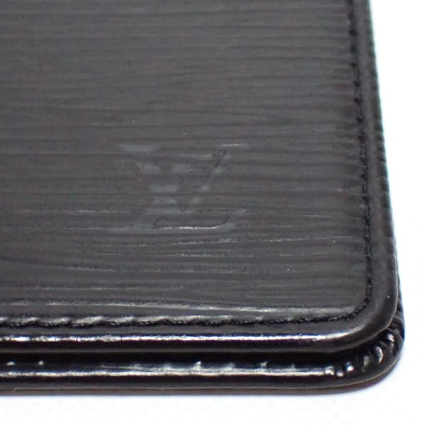 画像2: 【LOUIS VUITTON】ルイ　ヴィトン　ポルト 2カルト ヴェルティカル　エピ　ブラック　パスケース　レザー　M63202　中古　メンズ　小物　ブランド　定期入れ　パスカード　黒　質屋