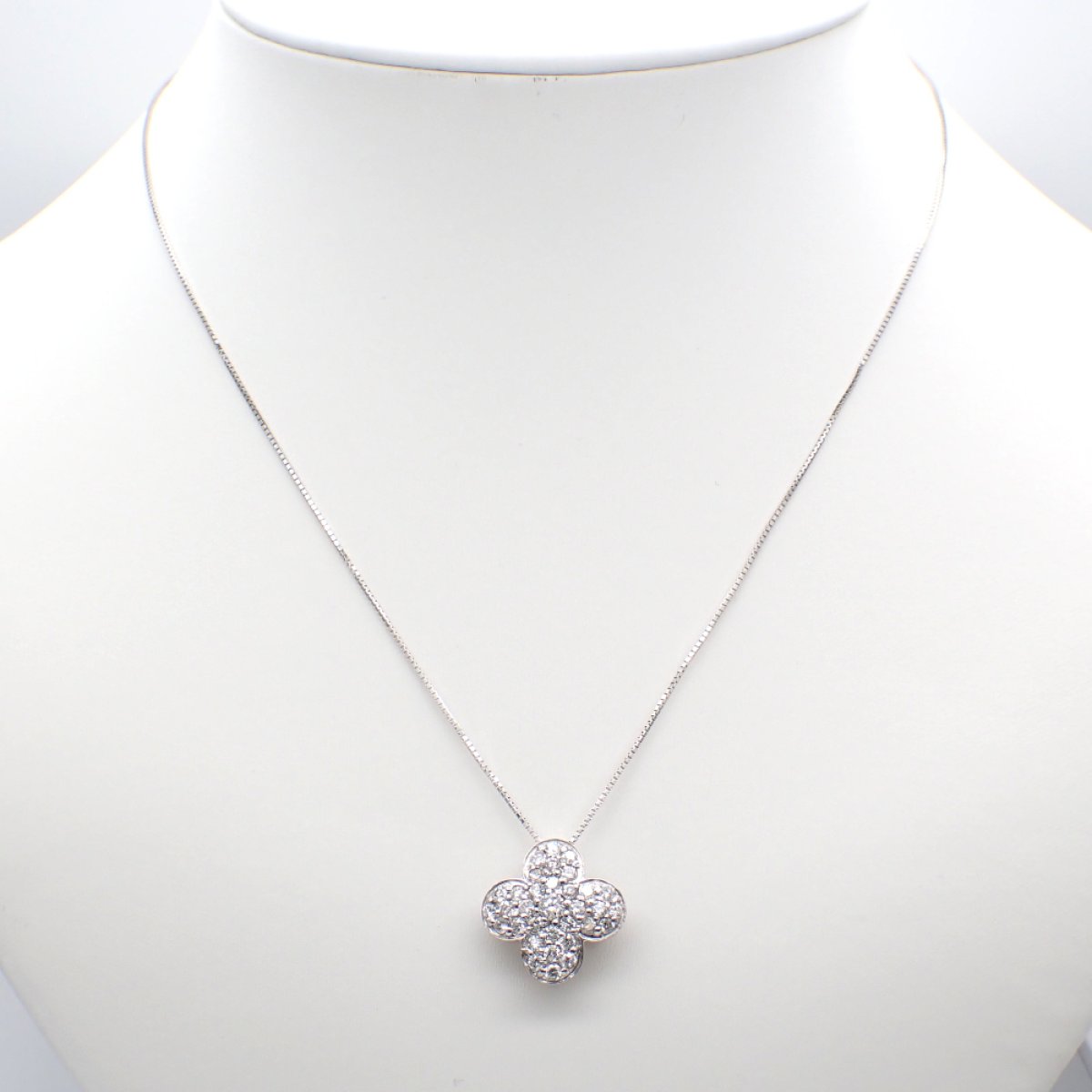 画像5: K18WG ホワイトゴールド　ダイヤモンド 1.00ct　1カラット　ペンダント　トップ　ダイヤ　フラワー　中古　美品　4月誕生石　トップのみ　レディース　ジュエリー　アクセサリー　お花　質屋