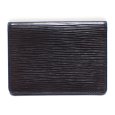 画像1: 【LOUIS VUITTON】ルイ　ヴィトン　ポルト 2カルト ヴェルティカル　エピ　ブラック　パスケース　レザー　M63202　中古　メンズ　小物　ブランド　定期入れ　パスカード　黒　質屋 (1)