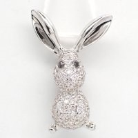 K18WG　ホワイトゴールド　ダイヤモンド 0.56ct　ブラックダイヤ 0.02ct　ペンダントトップ　パヴェ　ダイヤ　うさぎ　ラビット　中古　美品　レディース　ジュエリー　アクセサリー　動物　質屋