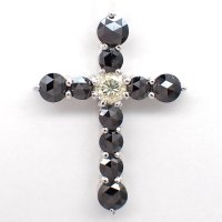 K18WG ホワイトゴールド　ブラックダイヤ 　ダイヤモンド　ペンダント　トップ クロス　ジュエリー　ダイヤ　中古　美品　ペンダントのみ　ジュエリー　レディース　メンズ　質屋　4月誕生石