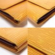 画像4: 【LOUIS VUITTON】ルイ・ヴィトン ポルトモネ・ビエ カルト クレディ　エピ　Wホック　財布　ウォレット　レザー　イエロー　M63489　中古　質屋　メンズ　レディース　カード用ポケット付き財布 (4)
