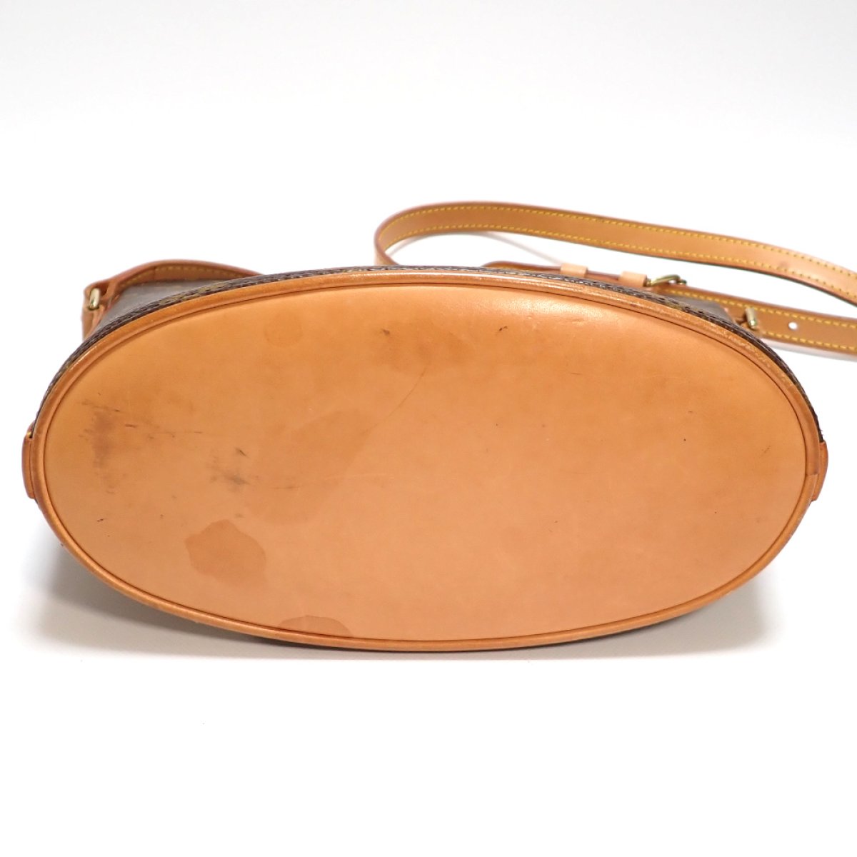 画像4: 【LOUIS VUITTON】ルイ・ヴィトン　モノグラム　ドルーオ　M51290　ショルダーバッグ　中古　美品　斜め掛け　バッグ　ヴィトン　ショルダーバッグ　肩掛け　レディース　質屋