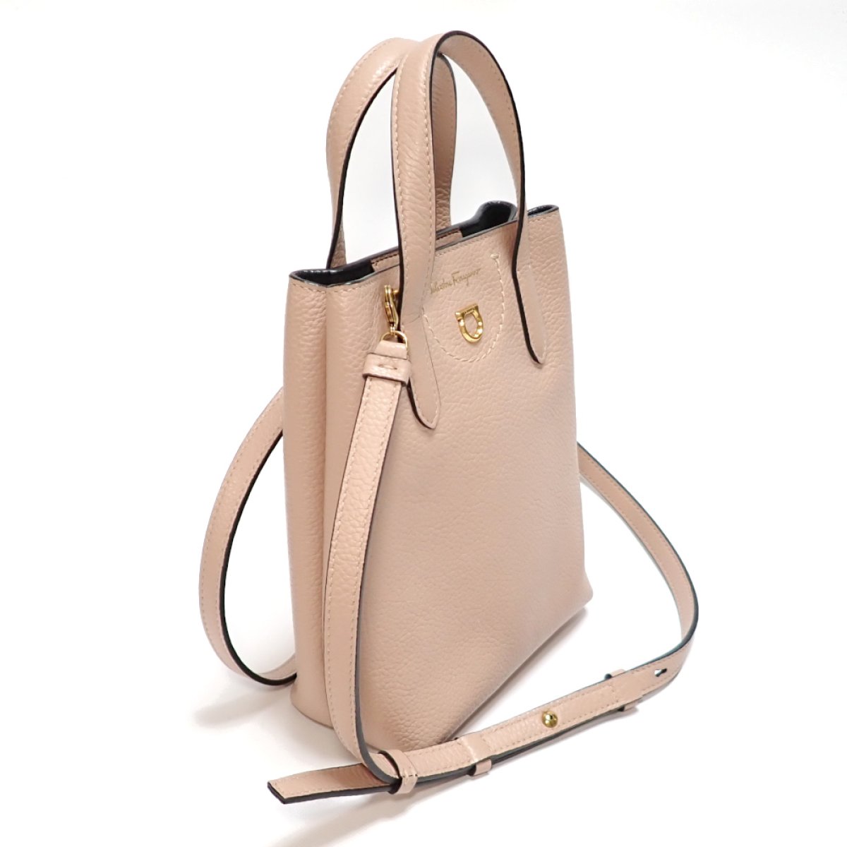 画像2: 【Salvatore Ferragamo】サルヴァトーレ　フェラガモ　2WAYバッグ　AU-22/0024　ガンチーニ　ミニショルダー　レザー　バッグ　中古　美品　レディース　ハンドバッグ 　斜め掛け　ポシェット　イタリア　質屋