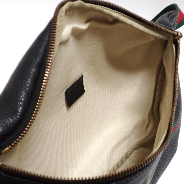 画像4: 【GUCCI】 グッチ　ウエストバッグ　ウエストポーチ　レザー　ブラック　ロゴプリント　中古　493869　ボディバッグ　バッグ　メンズ　黒　革　トラベル　ITALY　イタリー　レディース　カジュアル　質屋