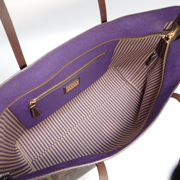 画像3: 【FENDI】フェンディ　ズッカ柄　トートバッグ　8BH198　PVC　レザー　美品　レディース　ショルダーバッグ　肩掛け　ブラウン　パープル　中古　ショッピング ロール バッグ　A4サイズ　書類　質屋