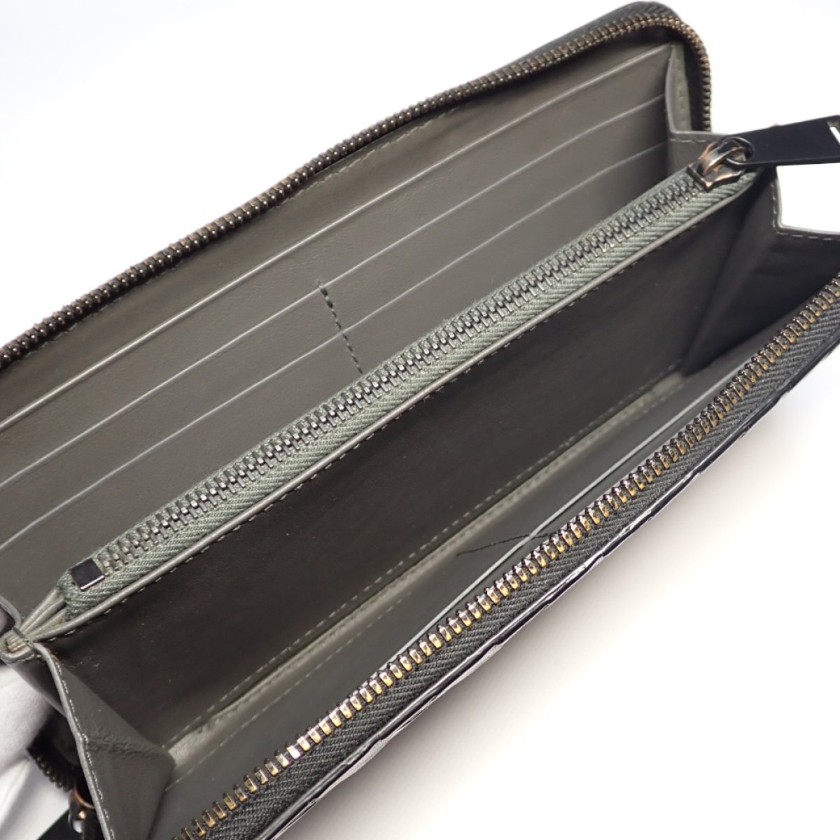 画像3: 【BOTTEGAVENETA】ボッテガヴェネタ　イントレチャート　ラウンドファスナー　ブラック　レザー　長財布　S02048194A　メンズ　中古　黒　イタリー　ウォレット　財布　ITALY　質屋