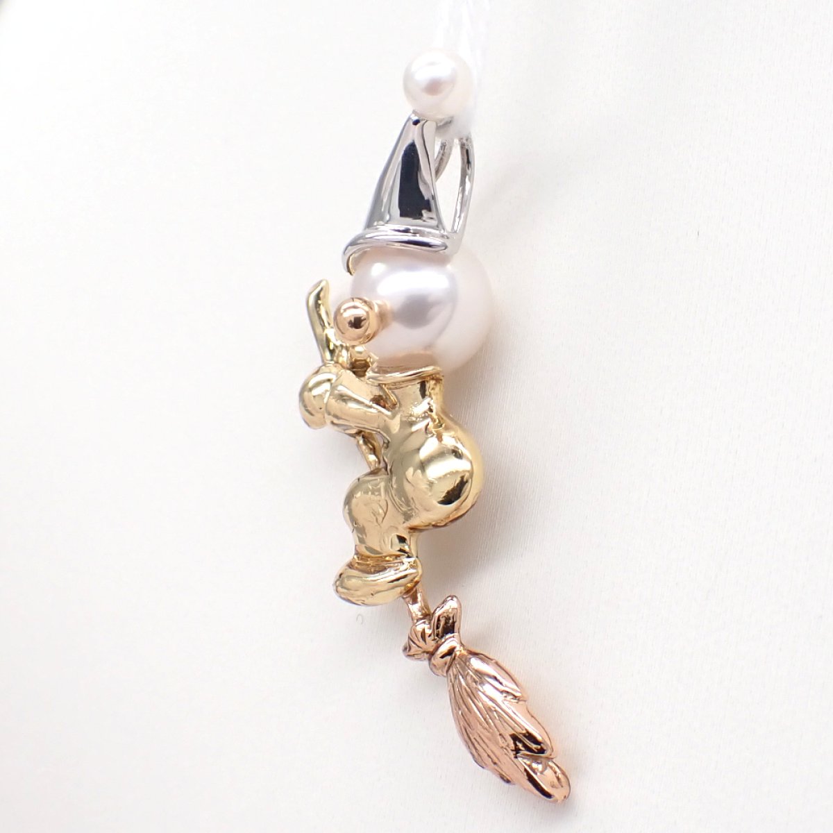 画像2: K18 Pt900　ゴールド　プラチナ　パール　ペンダント　魔女　ほうき　中古　レディース　ジュエリー　イエローゴールド　ペンダントトップ　トップ　可愛い　質屋
