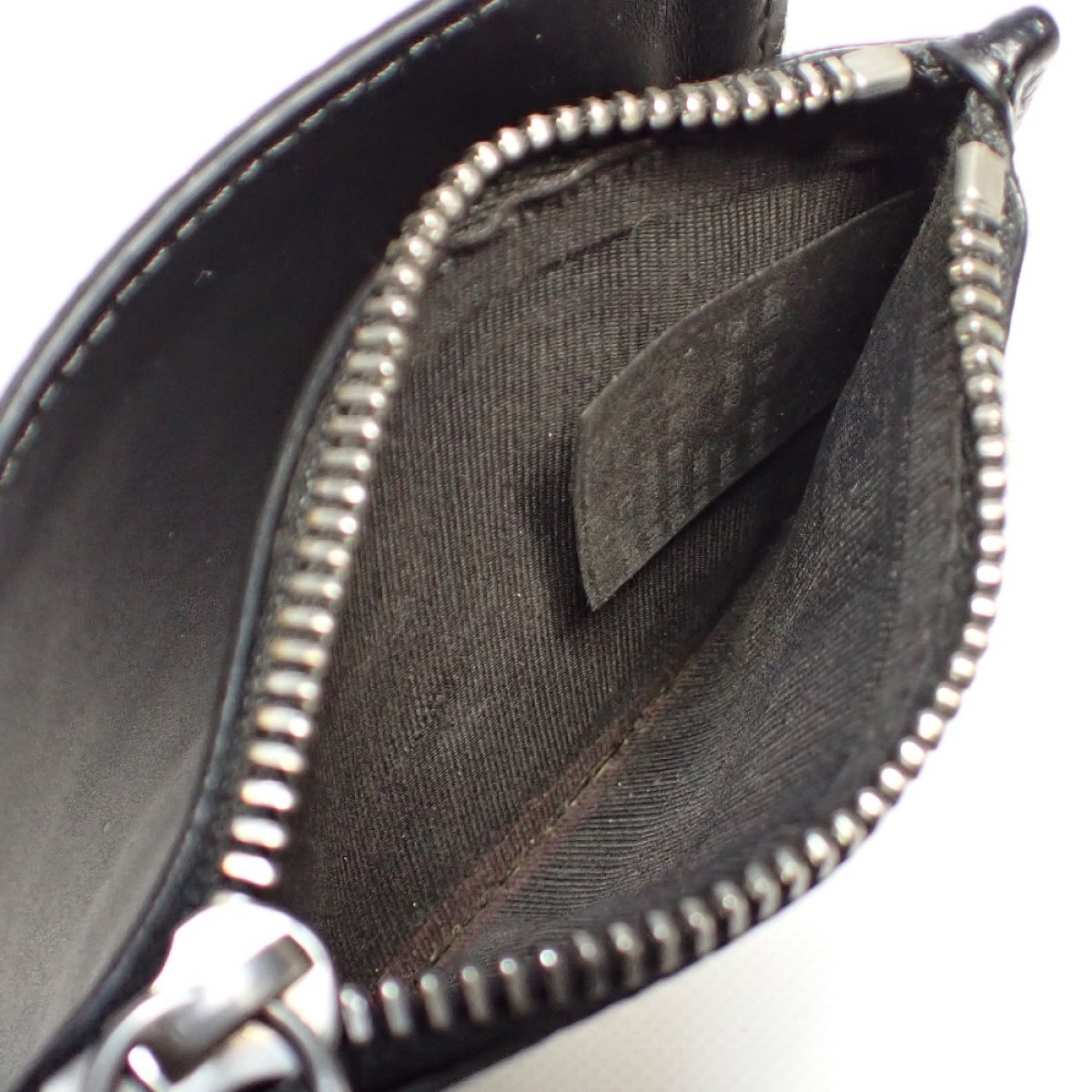 画像4: 【Maison Margiela】メゾンマルジェラ　マネークリップ　メンズ　ブラック　レザー　二つ折財布　ウォレット　コインケース　黒　中古　メンズ　財布　小銭入れ　シルバー金具　質屋