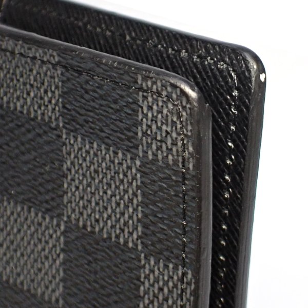 画像5: 【LOUIS VUITTON】ルイ・ヴィトン　ポルトフォイユ・ブラザ　ダミエ・グラフィット　二つ折り　長財布　N62665　中古　ブラック　美品　イニシャル　メンズ　ウォレット　黒　グレー　財布　質屋